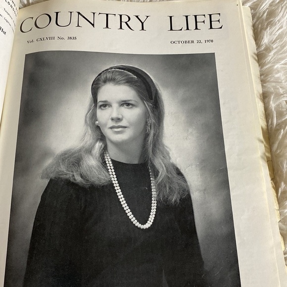100 Years British Red Cross Country Life Magazine October 22, 1970 - Picture 3 of 12